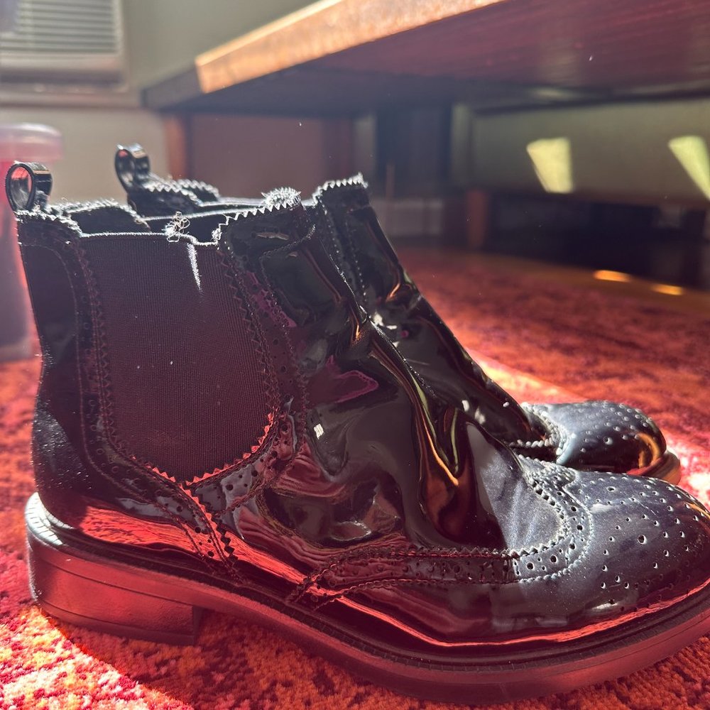 Chelsea boots patent leather oxford style (Italian)